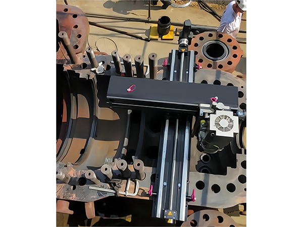 Processing of sealing groove on the split surface